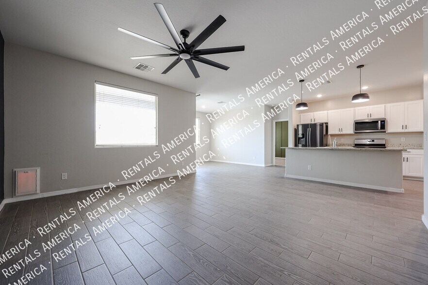 Building Photo - 5612 W Ldg Dr