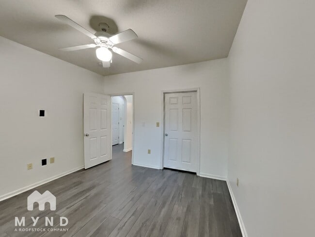 Building Photo - 4333 Dunwoody Park