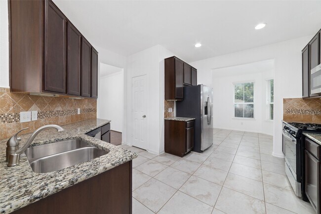Building Photo - 18406 Spruce Tree Line Trl