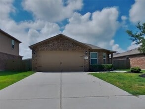 Building Photo - 308 Summer Horse Dr