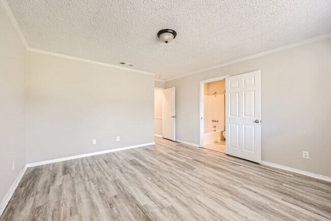 Building Photo - 602 Carl C Senter St