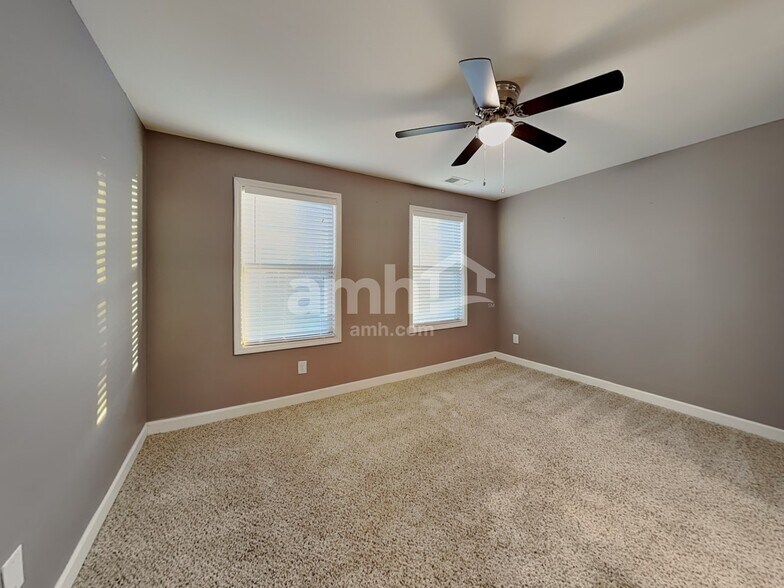 Building Photo - 232 Lanier Pl