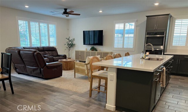 Building Photo - 16746 Mistletoe Ln