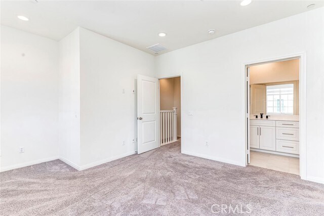 Building Photo - 6996 Cottonwood Ln