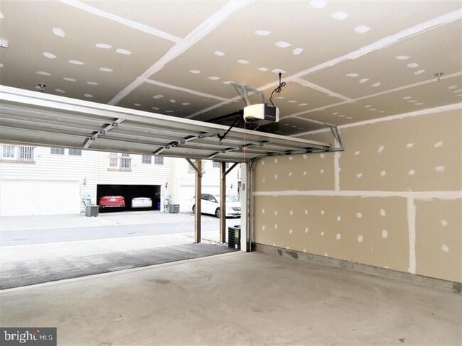Building Photo - 22341 Honey Hill Ln