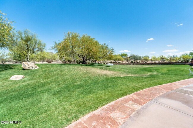 Building Photo - 2222 W Morse Ct