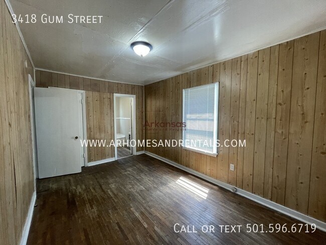 Building Photo - 3418 Gum St