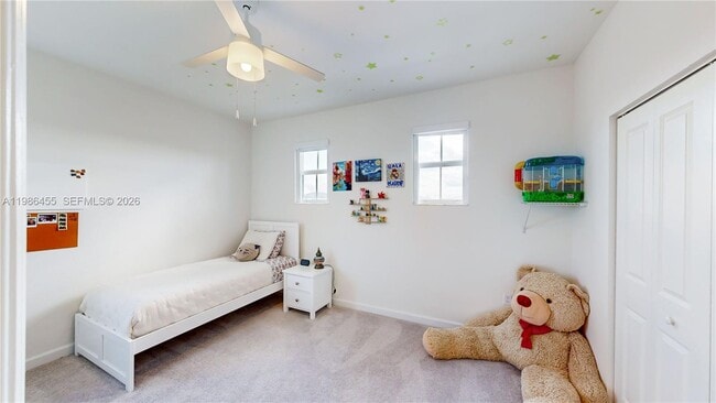 Building Photo - 2333 SE 28th St