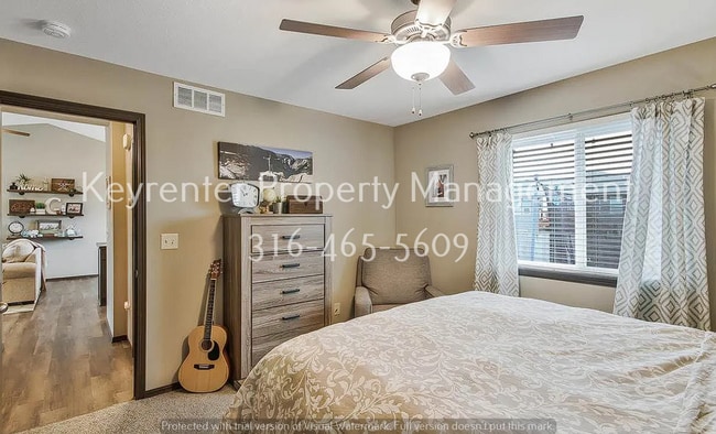 Building Photo - 1470 N Aster Cir