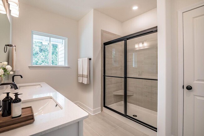 Building Photo - Newly Built Lowcountry Townhome