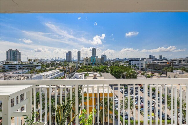 Building Photo - 401 Ocean 903