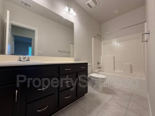 Building Photo - 1978 Memorial Ln