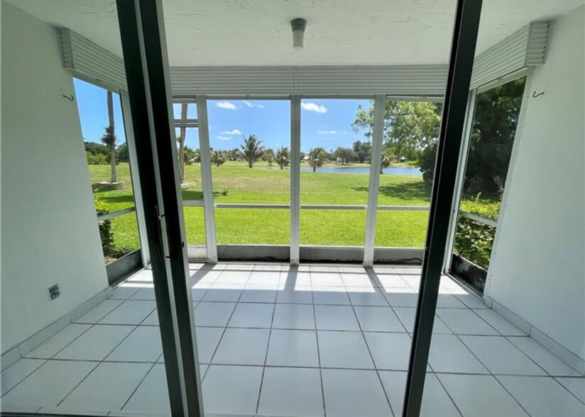 Building Photo - 802 Cypress Blvd