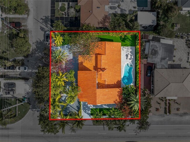 Building Photo - 210 NE 107th St