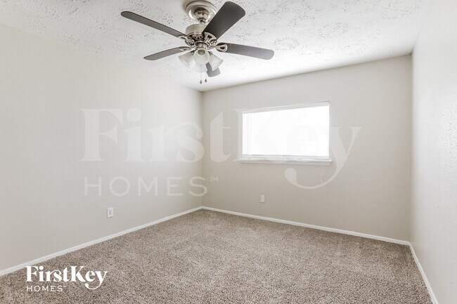 Building Photo - 24134 Silversmith Ln