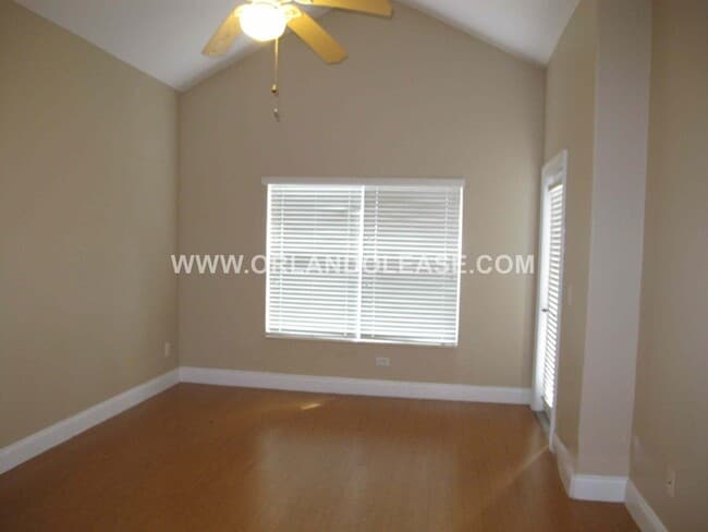 Building Photo - Spacious 4 Bed / 3.5 Bath Home in Gated Toscana