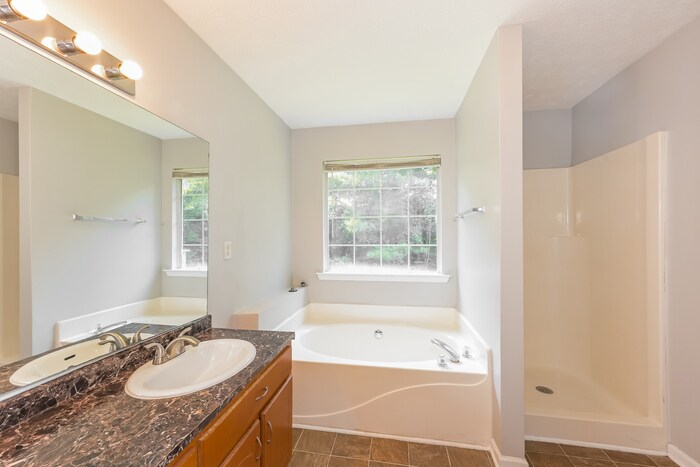 Building Photo - 780 Pine Shoals Ct