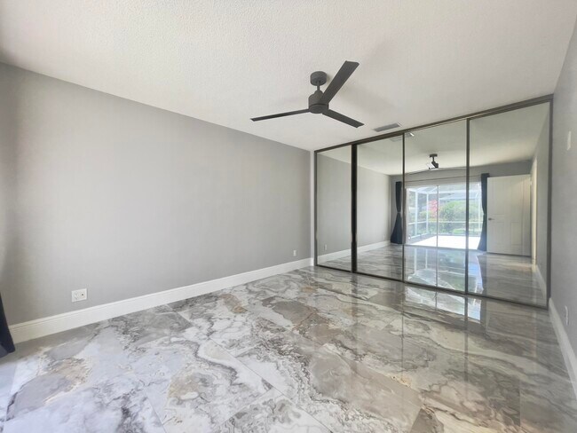 Building Photo - 6503 Geminata Oak Ct
