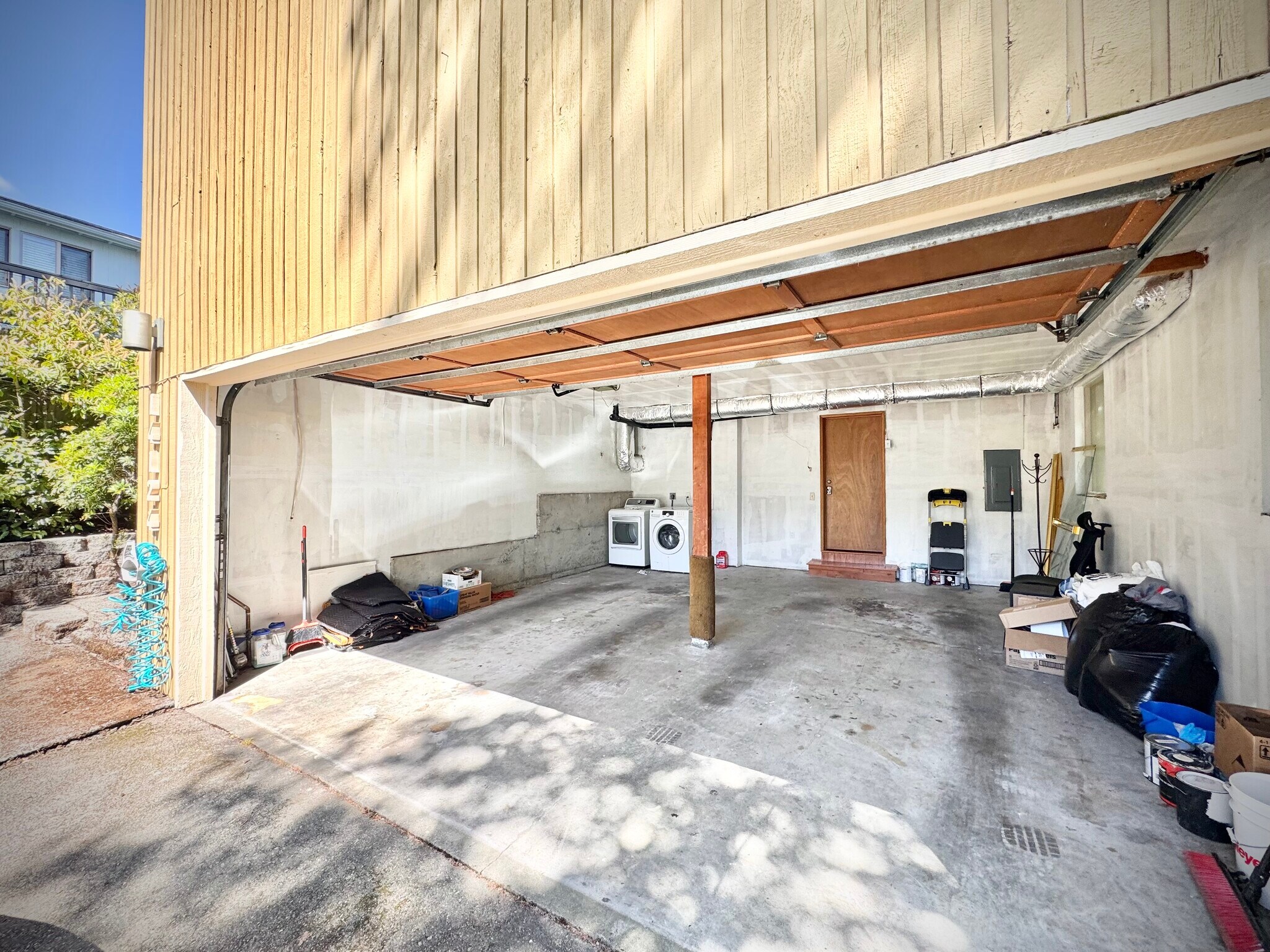 Building Photo - 14124 Phinney Ave N