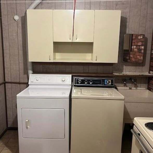 Building Photo - 109 N Washington Dr