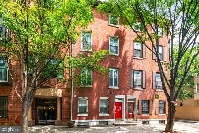 Building Photo - 1333 Pine St