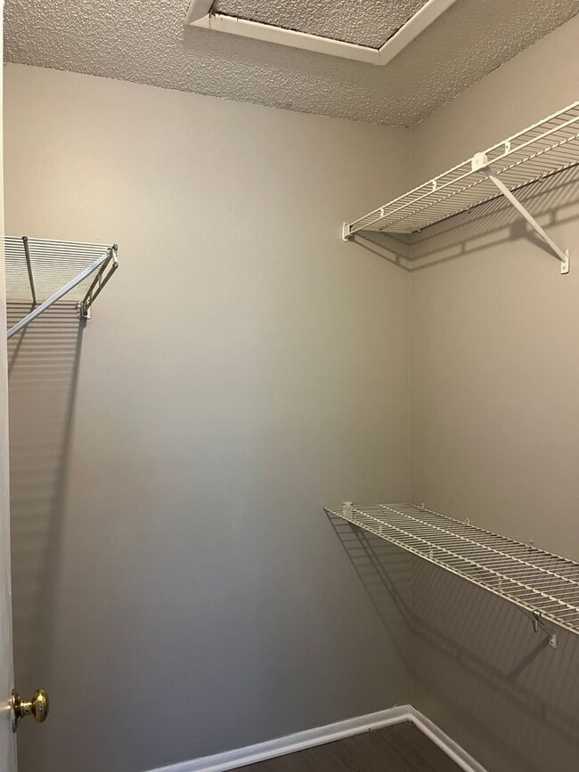 Building Photo - 2451 E Illiana St