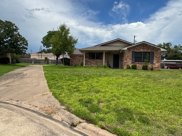 Primary Photo - 3809 Spring Holw