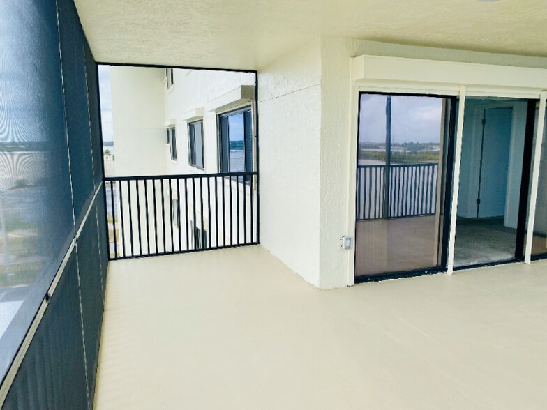 Building Photo - 200 S Sykes Creek Pkwy