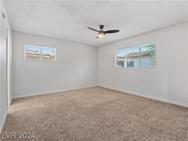 Building Photo - Spectacular Vintage 3Bed/2Bath Las Vegas h...