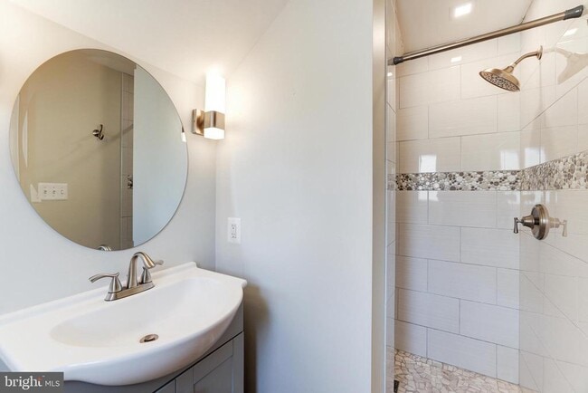 Building Photo - 2308 Mary Baldwin Dr