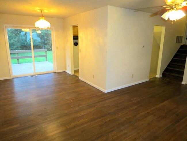 Building Photo - new rental in southern pines