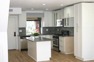Building Photo - 247 Oahu Way