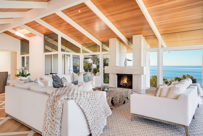 Building Photo - 6266 Camino De La Costa