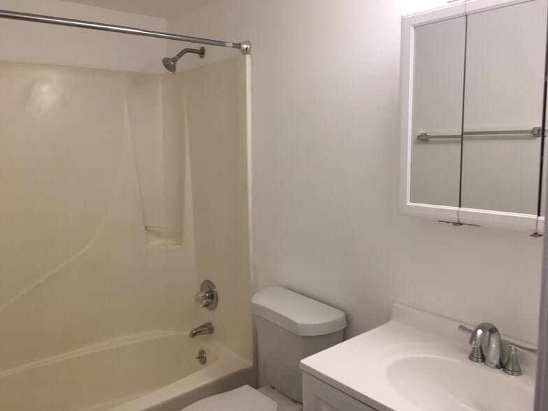 Building Photo - 1415 29th St