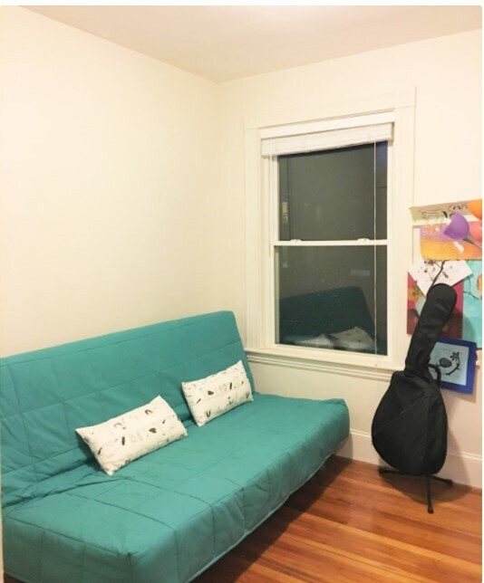 Building Photo - 12 Oliver Rd