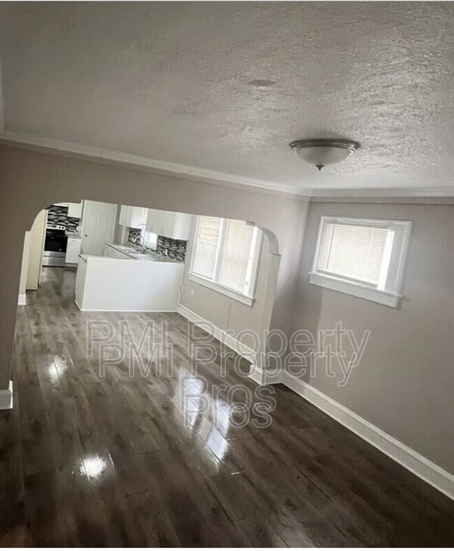 Building Photo - 4678 N 49th St