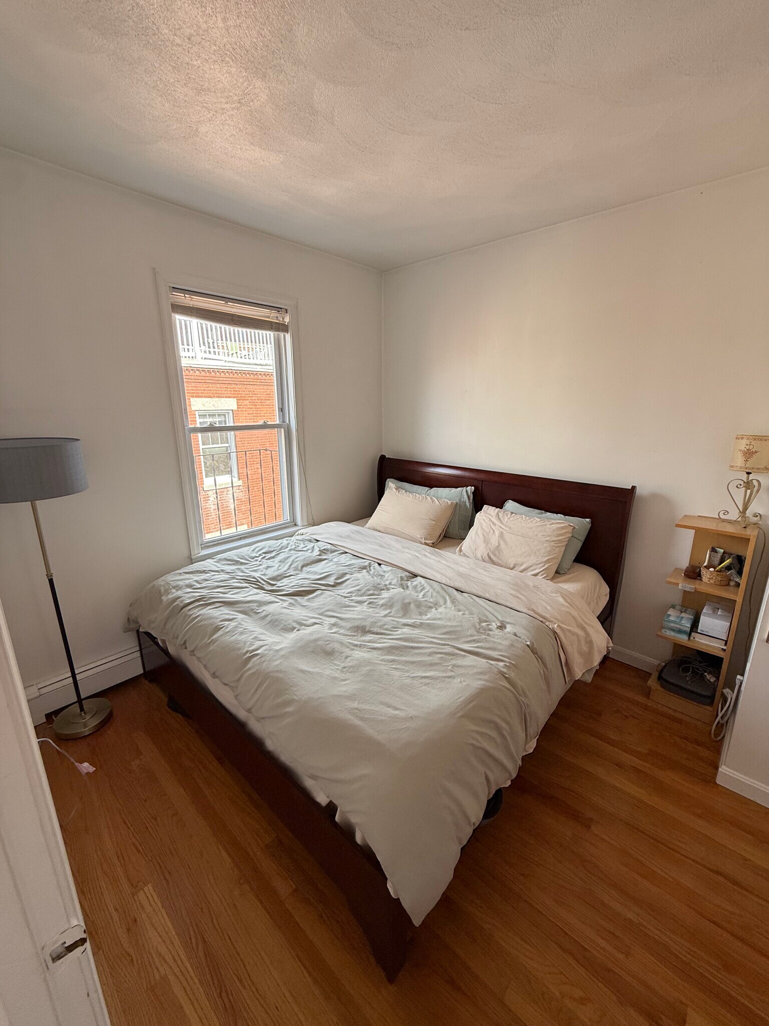 Building Photo - 25 Hanover Ave