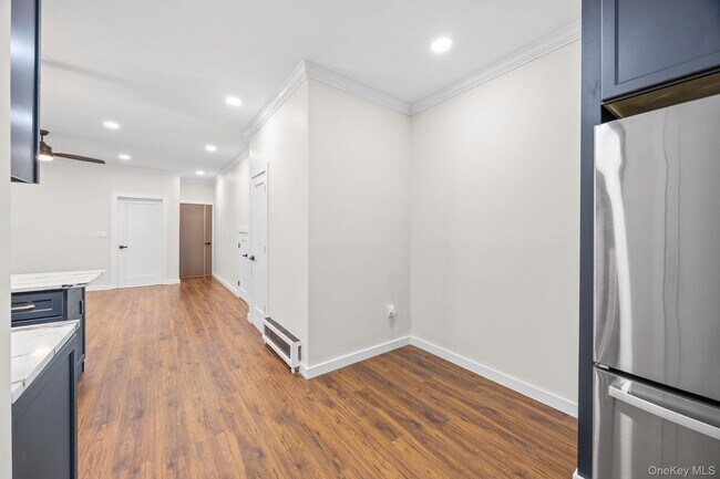 Building Photo - 269 Montgomery St