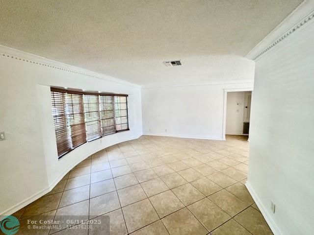 Building Photo - 3720 Coral Hills Dr