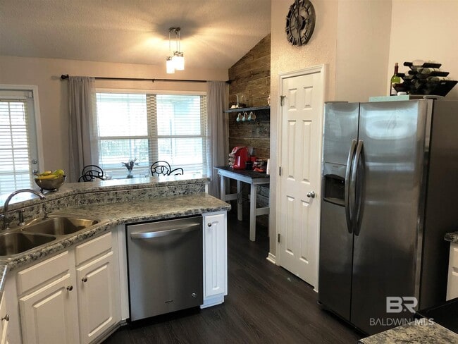 Building Photo - 17111 Magellan Blvd