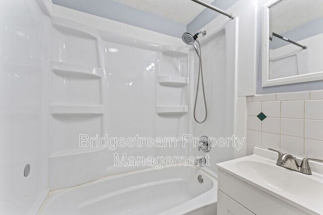 Building Photo - 5912 Bavaria Pl