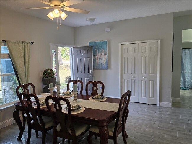 Building Photo - 1013 Doyle Rd