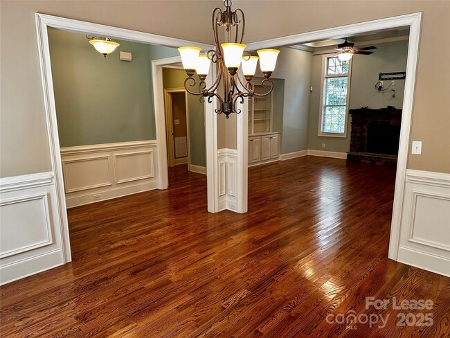 Building Photo - 4642 Gold Finch Drive