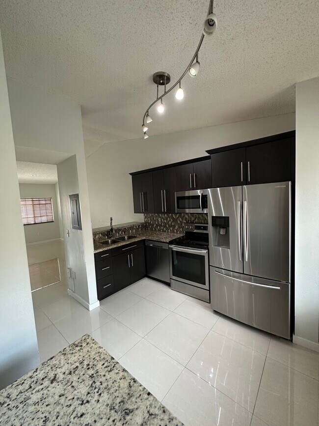 Building Photo - 6726 SW 130th Pl