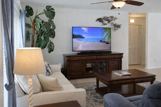 Building Photo - 2066 5th Ct SE