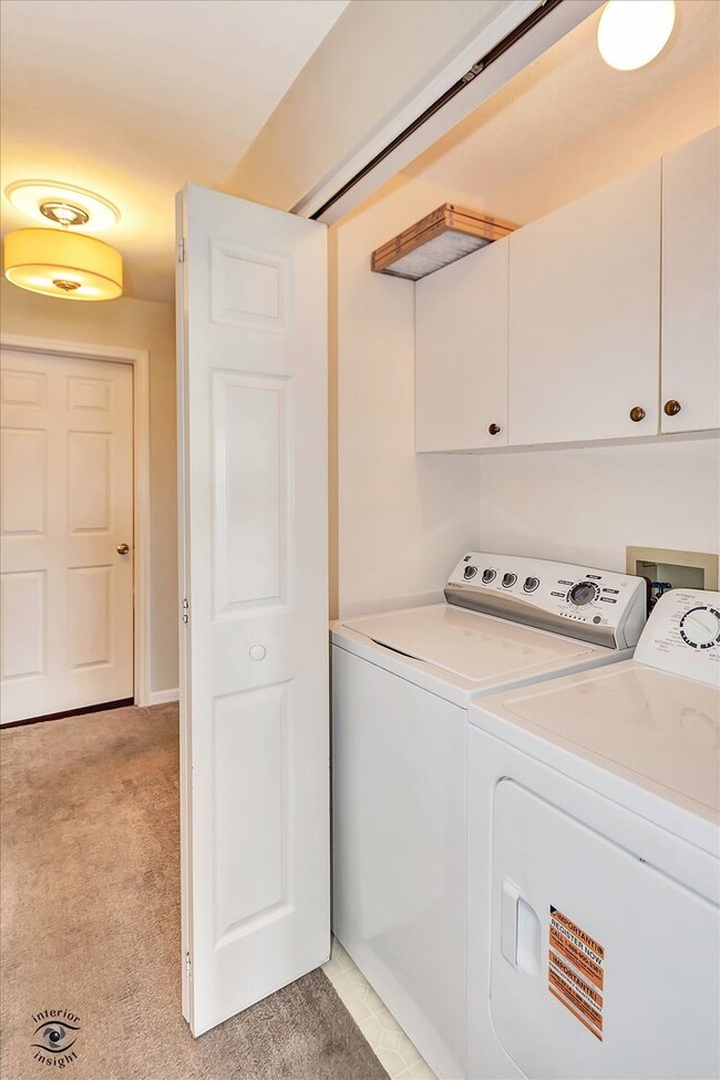 Building Photo - 608 Huntington Ct