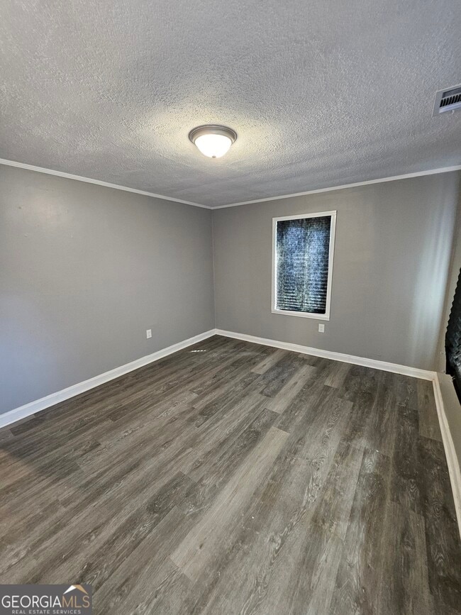 Building Photo - 521 Meriwether St