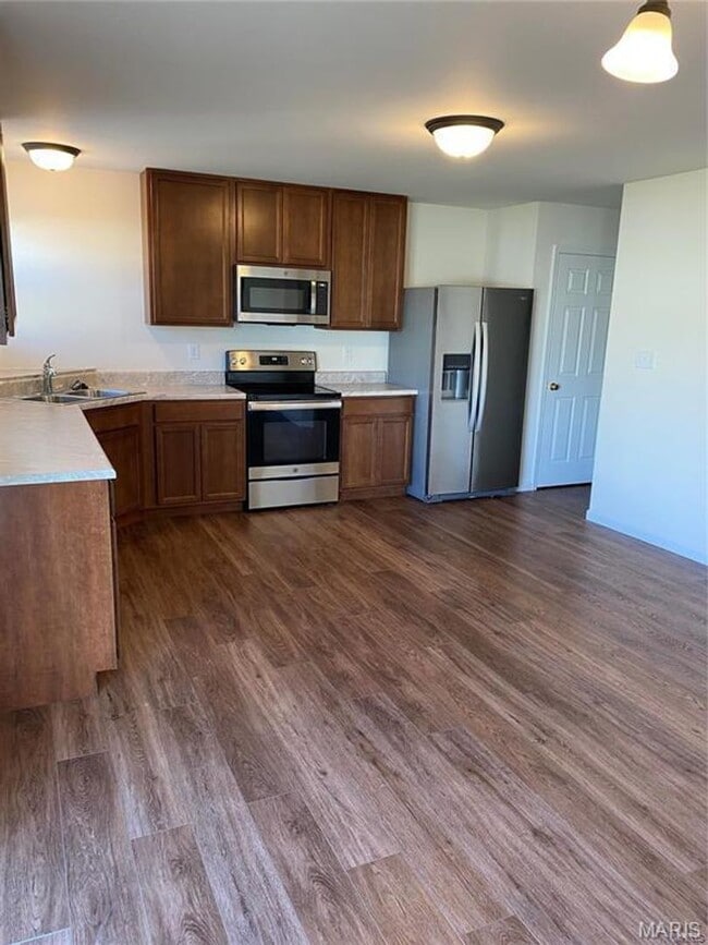 Building Photo - This home combines space, comfort, and convenience in one exceptional package.