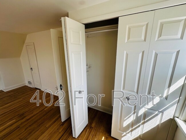 Building Photo - 4511 Shirley St