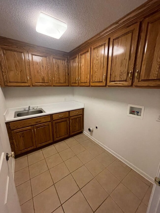 Building Photo - Available January!